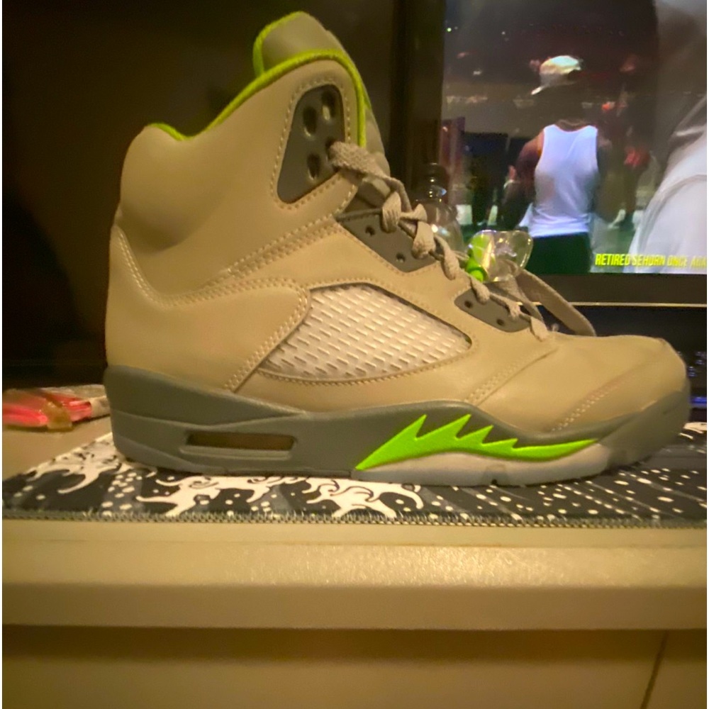 Jordan 5 “green bean” (no box)